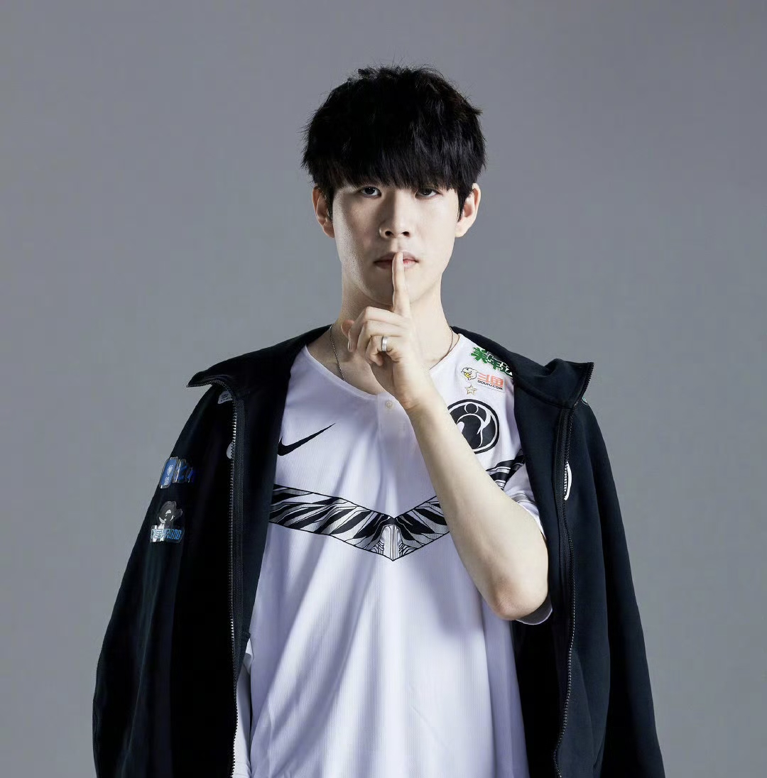 更是一位帅 更是一位帅