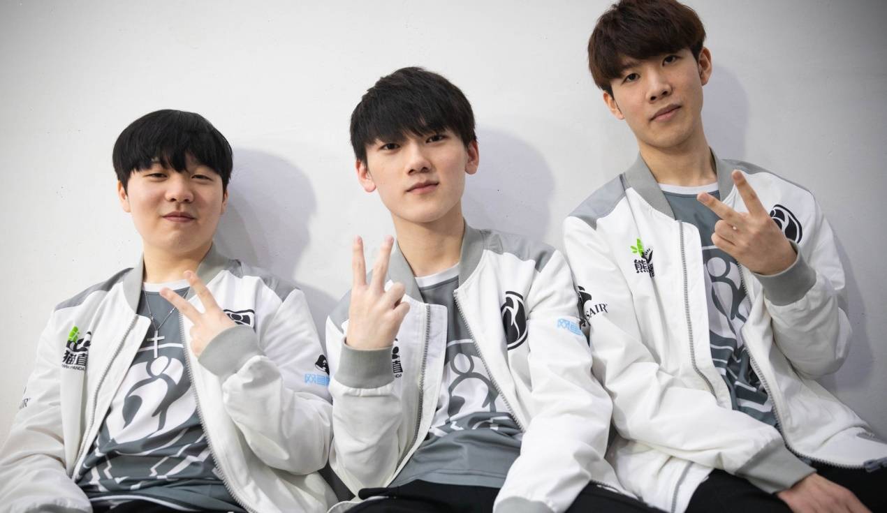 各大体育品 各大体育品