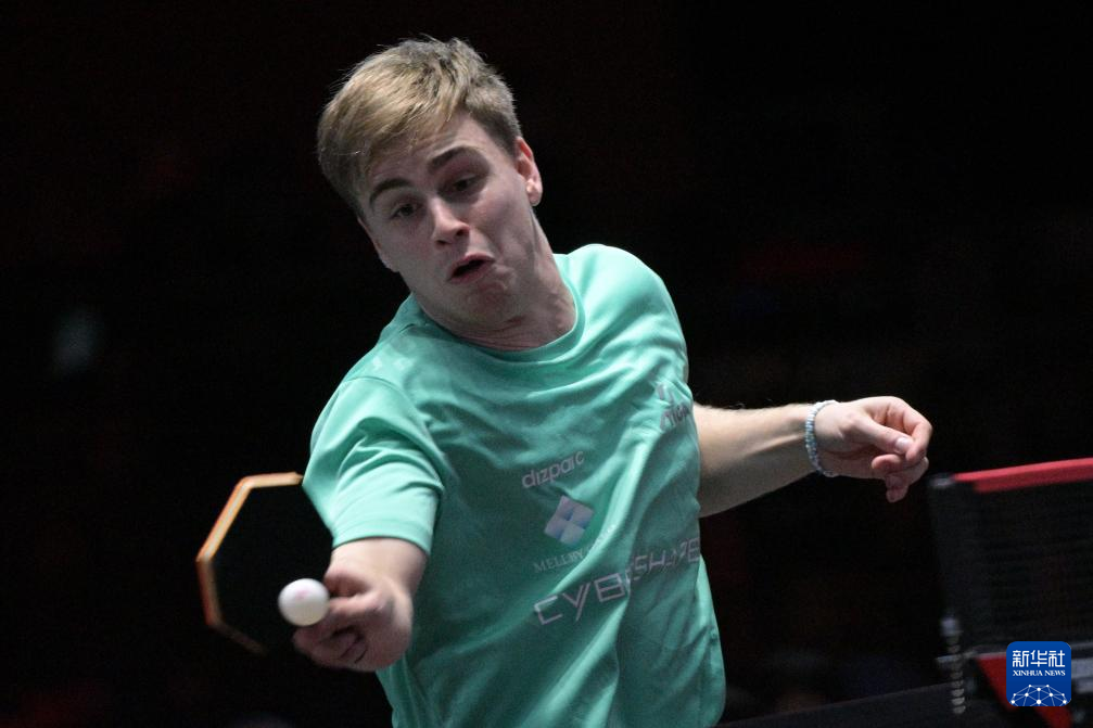 对于球员个 对于球员个