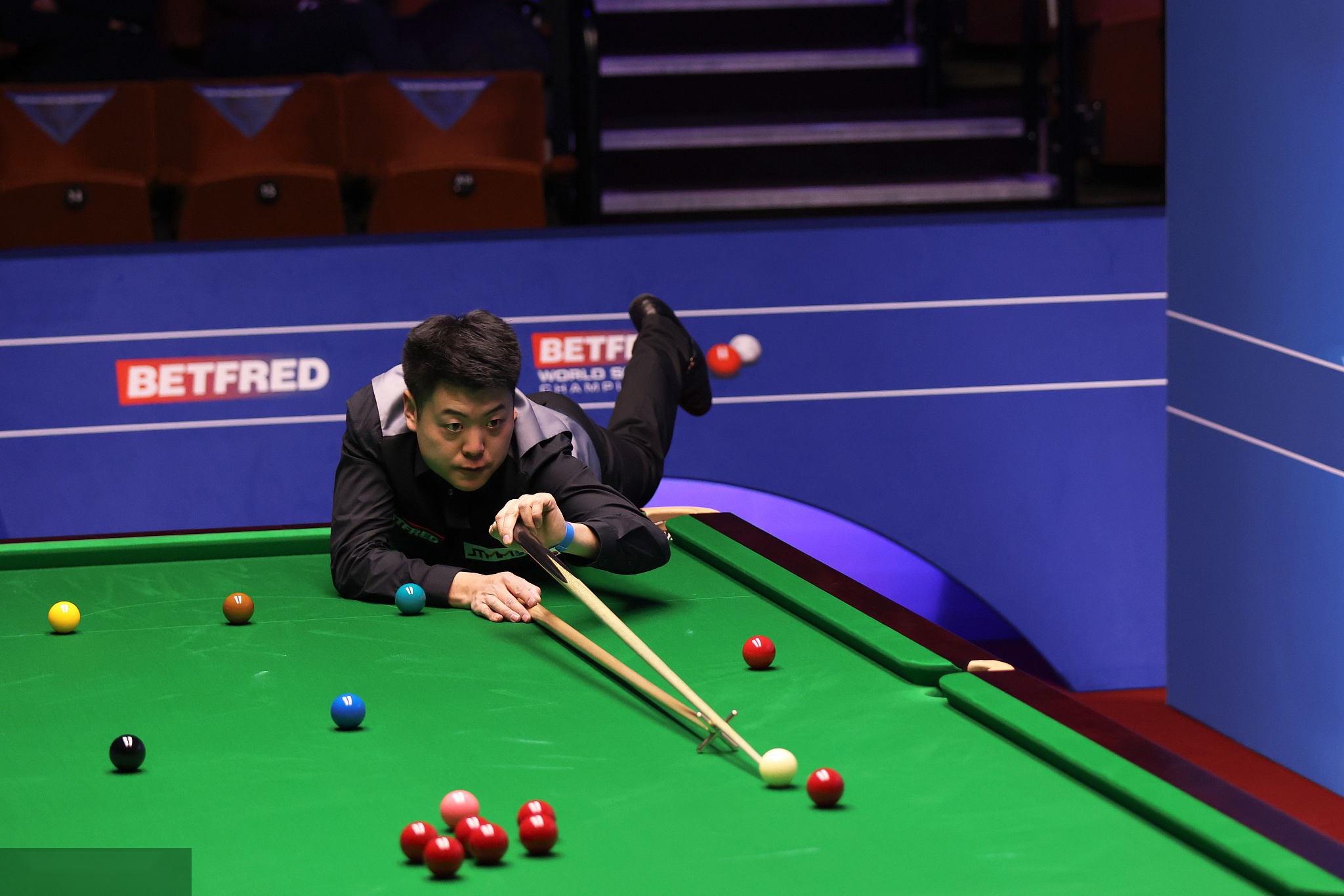 场下不乏趣 场下不乏趣